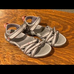 Excellent Teva Tirra Sandals Size 9 EU 40